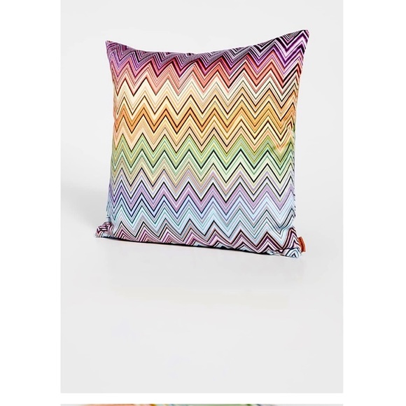 MISSONI pillow. Excellent condition. Two for sale but listed them at $175 each - Picture 1 of 6